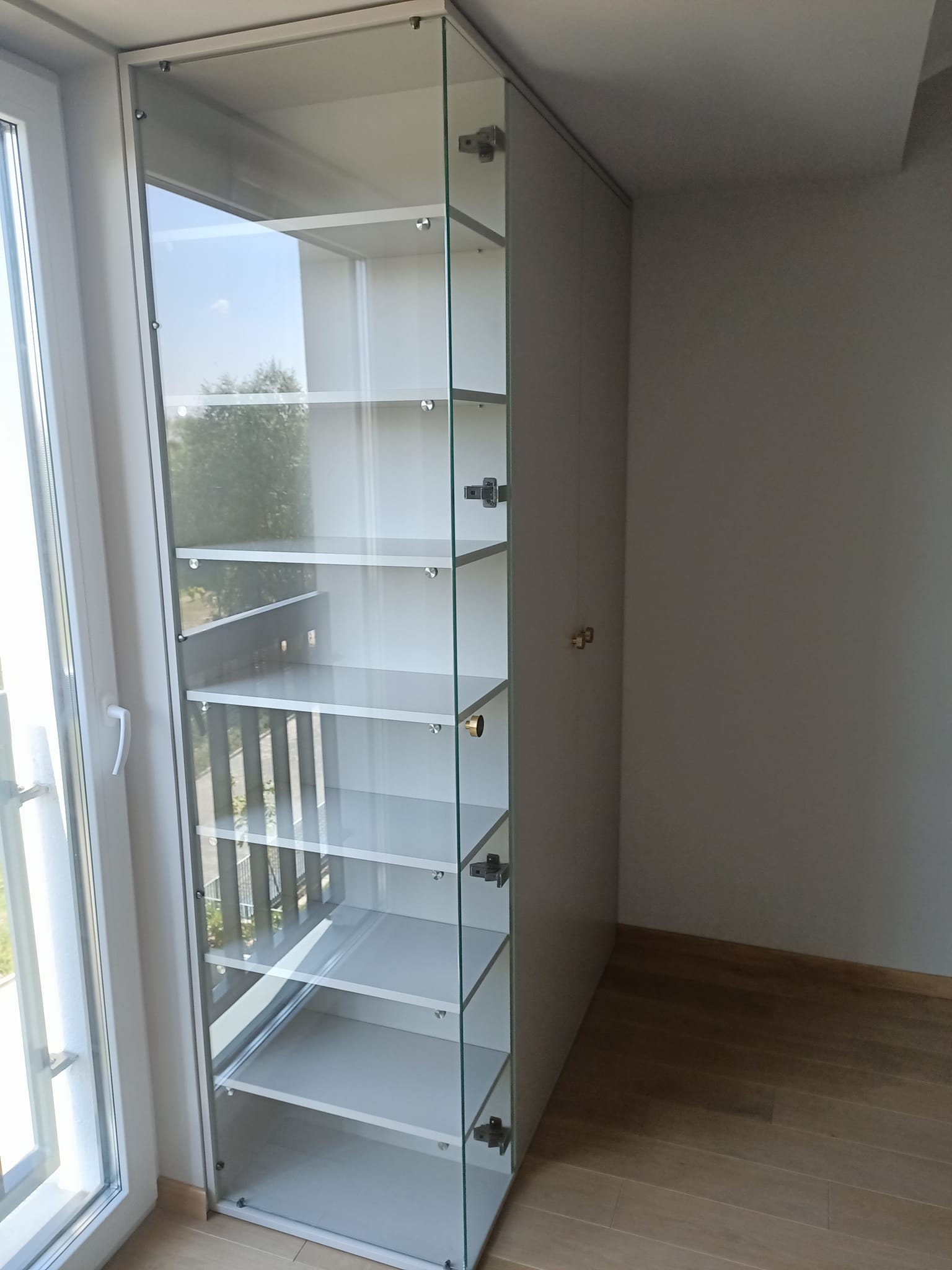 Meble łazienkowe wodoodporne na wymiar